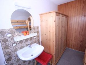 21721467-Ferienwohnung-4-Neuharlingersiel-300x225-4