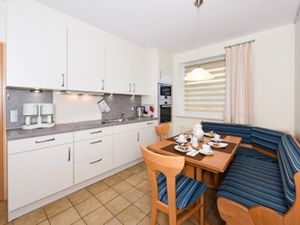 21526117-Ferienwohnung-6-Neuharlingersiel-300x225-5