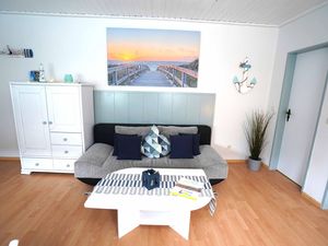 23528145-Ferienwohnung-4-Neuharlingersiel-300x225-3