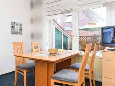 Ferienwohnung für 4 Personen (45 m²) in Neuharlingersiel 6/10