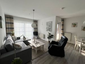 23465868-Ferienwohnung-4-Neuharlingersiel-300x225-2