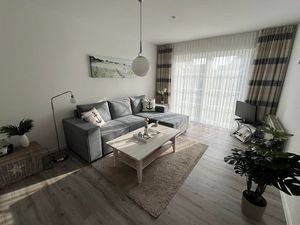 23465868-Ferienwohnung-4-Neuharlingersiel-300x225-3