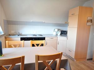 23989058-Ferienwohnung-2-Neuharlingersiel-300x225-1