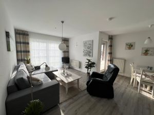 23989067-Ferienwohnung-4-Neuharlingersiel-300x225-1