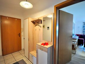 23989099-Ferienwohnung-4-Neuharlingersiel-300x225-3