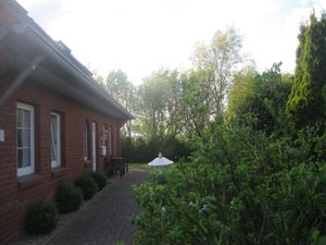 23989098-Ferienwohnung-2-Neuharlingersiel-300x225-1