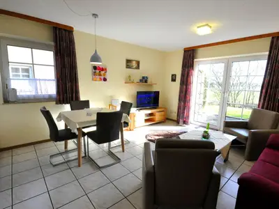 Ferienwohnung für 4 Personen (62 m²) in Neuharlingersiel 2/10