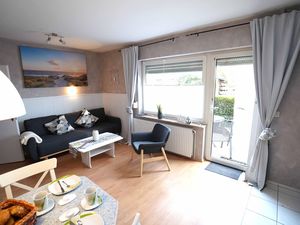 23884044-Ferienwohnung-2-Neuharlingersiel-300x225-3