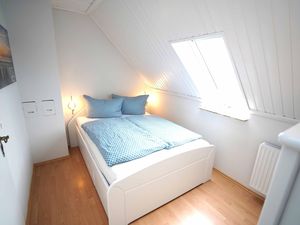 23884040-Ferienwohnung-4-Neuharlingersiel-300x225-5