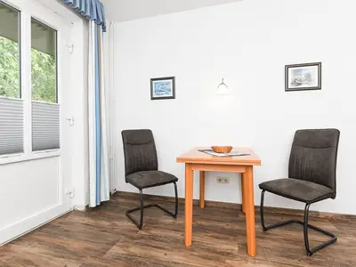 Ferienwohnung für 2 Personen (30 m²) in Neuharlingersiel 5/10