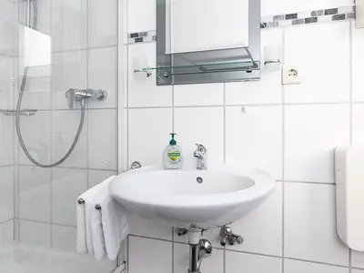 Ferienwohnung für 2 Personen (30 m²) in Neuharlingersiel 9/10