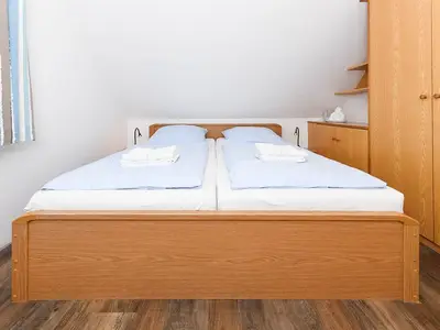 Ferienwohnung für 2 Personen (30 m²) in Neuharlingersiel 7/10