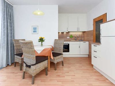 Ferienwohnung für 2 Personen (45 m²) in Neuharlingersiel 7/10