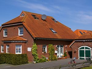 21526427-Ferienwohnung-3-Neuharlingersiel-300x225-0