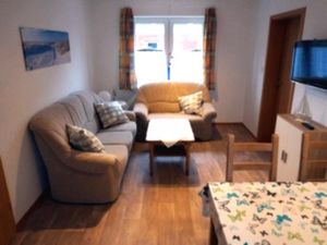 21526135-Ferienwohnung-3-Neuharlingersiel-300x225-1