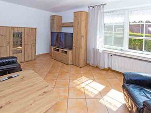 21526629-Ferienwohnung-4-Neuharlingersiel-300x225-4