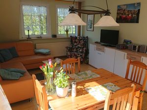 21983263-Ferienwohnung-4-Neuharlingersiel-300x225-2