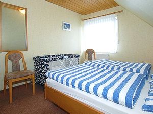 23577822-Ferienwohnung-4-Neuharlingersiel-300x225-2