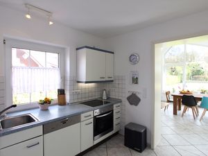 21721499-Ferienwohnung-4-Neuharlingersiel-300x225-4