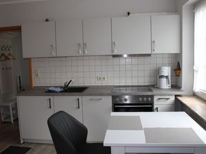 24045137-Ferienwohnung-2-Neuharlingersiel-300x225-4