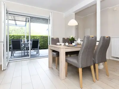 Ferienwohnung für 5 Personen (60 m²) in Neuharlingersiel 8/10