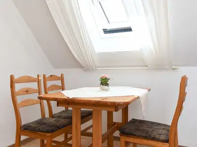 Ferienwohnung für 2 Personen (33 m²) in Neuharlingersiel 6/10