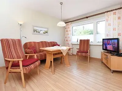 Ferienwohnung für 2 Personen (52 m²) in Neuharlingersiel 9/10