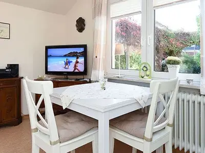 Ferienwohnung für 2 Personen (36 m²) in Neuharlingersiel 6/10