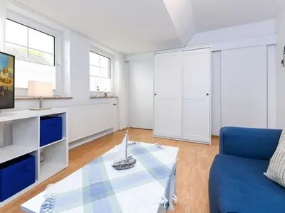 Ferienwohnung für 2 Personen (34 m²) in Neuharlingersiel 6/10