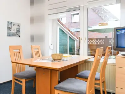 Ferienwohnung für 4 Personen (45 m²) in Neuharlingersiel 6/10