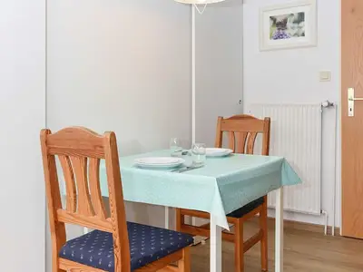 Ferienwohnung für 3 Personen (42 m²) in Neuharlingersiel 10/10