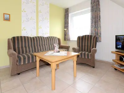 Ferienwohnung für 2 Personen (45 m²) in Neuharlingersiel 7/10