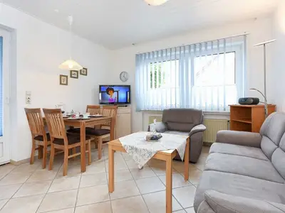 Ferienwohnung für 3 Personen (45 m²) in Neuharlingersiel 8/10