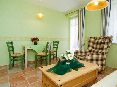 Ferienwohnung für 2 Personen (43 m²) in Neuharlingersiel 9/10