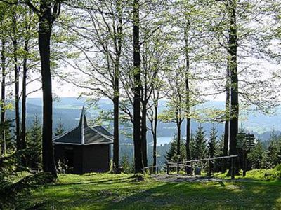 Waidmannsheil mit Blick zum Stausee