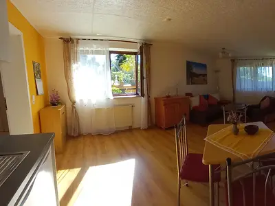 Ferienwohnung für 3 Personen (42 m²) in Neuhaus am Rennweg 7/7