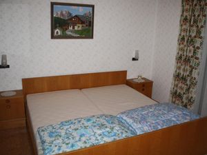 23664289-Ferienwohnung-4-Neukirchen (Altmünster)-300x225-3