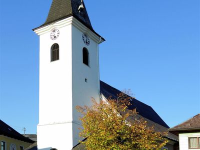 Kirche Neukirchen außen
