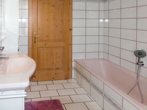 23846678-Ferienwohnung-6-Neukirchen am Großvenediger-300x225-2