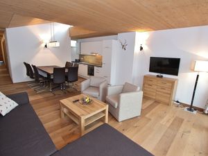 Ferienwohnung für 8 Personen (95 m²) in Neukirchen am Großvenediger