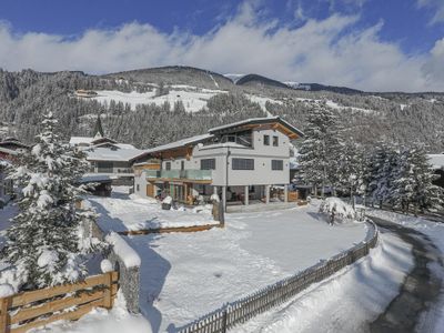 Außenseite Ferienhaus [Winter]