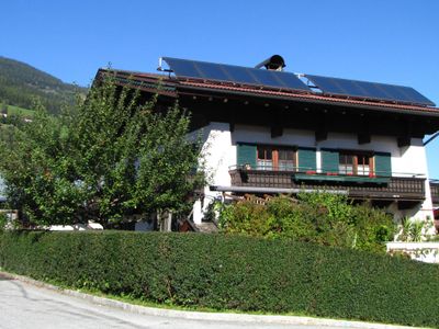 Außenseite Ferienhaus [Sommer]