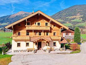 Ferienwohnung für 14 Personen (150 m²) in Neukirchen am Großvenediger