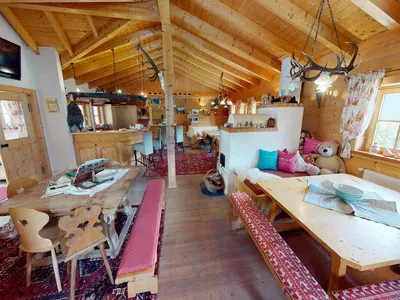 DiningRoom