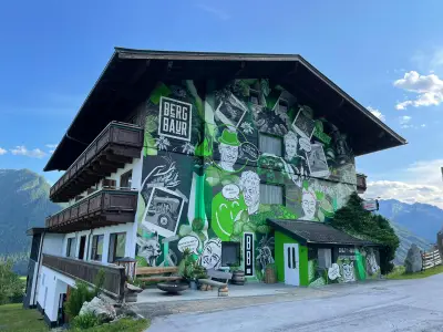 BergBaur Mural 2