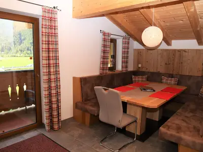 DiningRoom