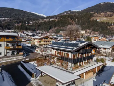 Außenseite Ferienhaus [Winter]