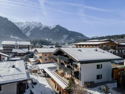 Außenseite Ferienhaus [Winter]