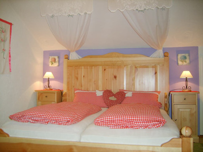 Schlafzimmer 1