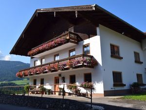 22124833-Ferienwohnung-4-Neukirchen (Traunstein)-300x225-3